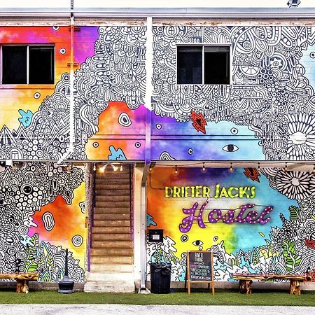 Drifter Jack'S Hostel Остин Екстериор снимка