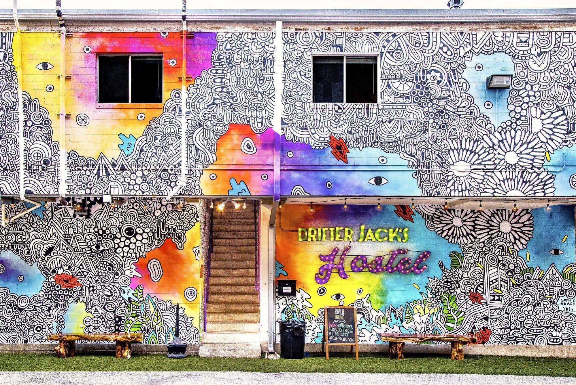 Drifter Jack'S Hostel Остин Екстериор снимка