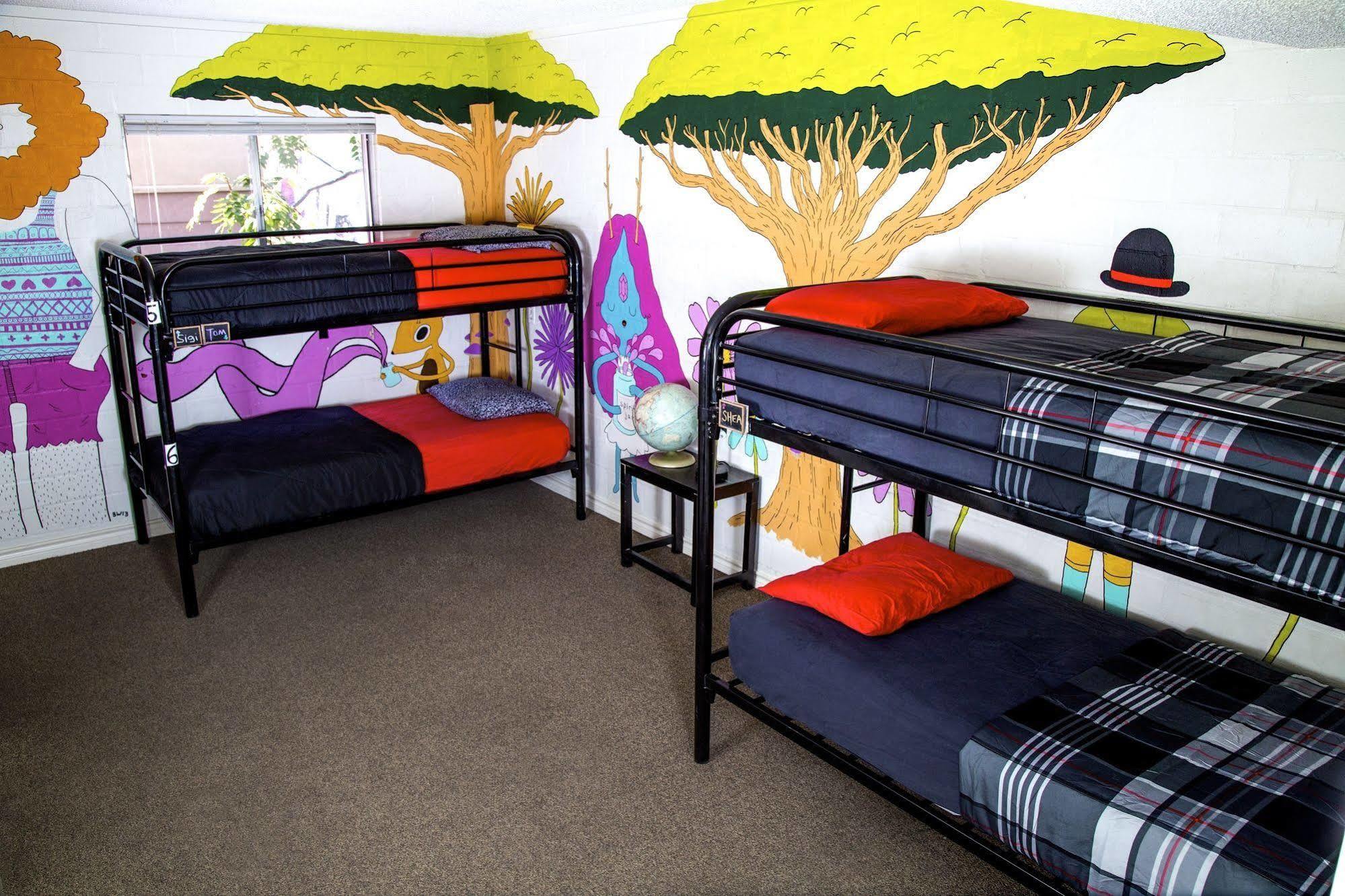 Drifter Jack'S Hostel Остин Екстериор снимка